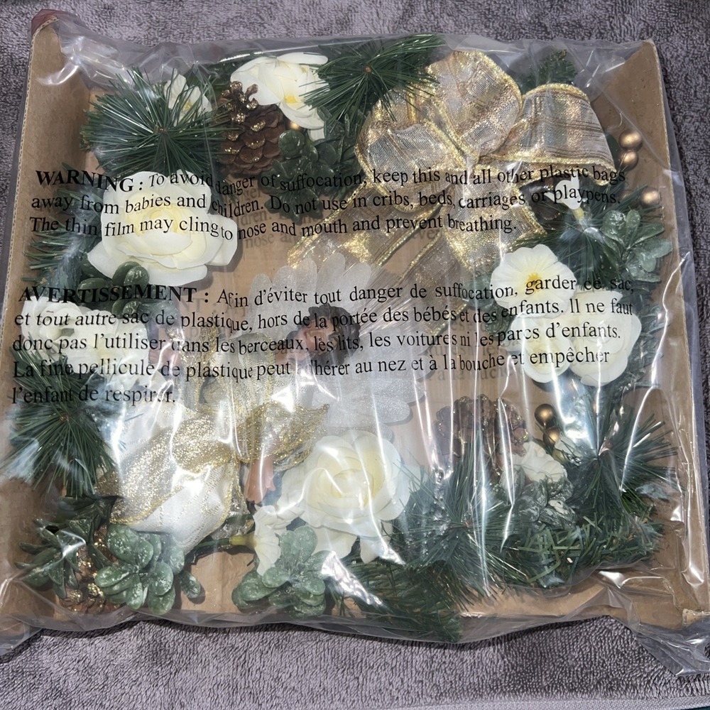 Avon 2005 Fiber Optic African American Angel Wreath Christmas Decor